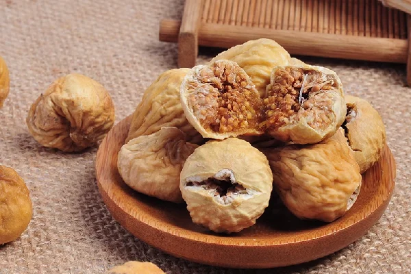 انجیر خشک گوشتی