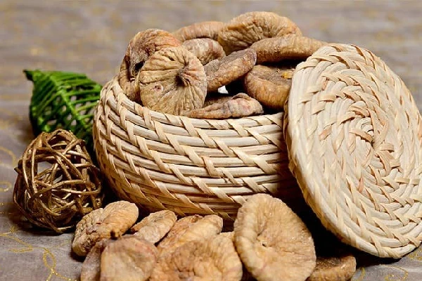 انواع انجیر خشک استهبان