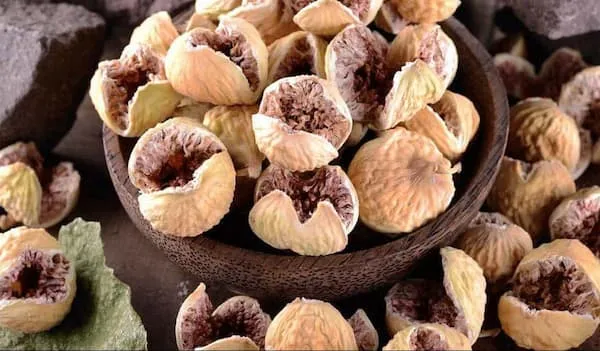 خرید بهترین انواع انجیر پرک اعلا با قیمت ارزان