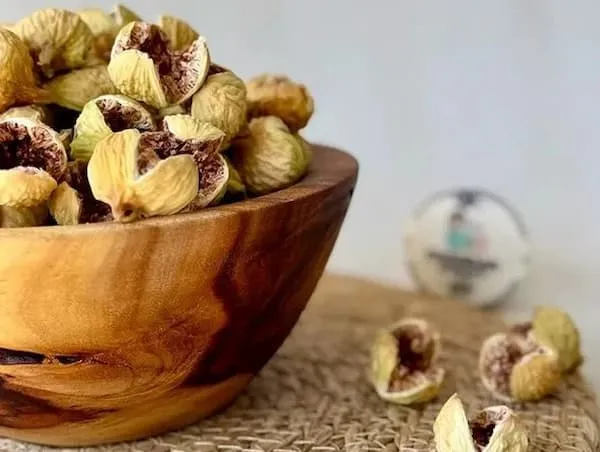 خرید جدیدترین انواع انجیر خشک آفتابی با قیمت مناسب